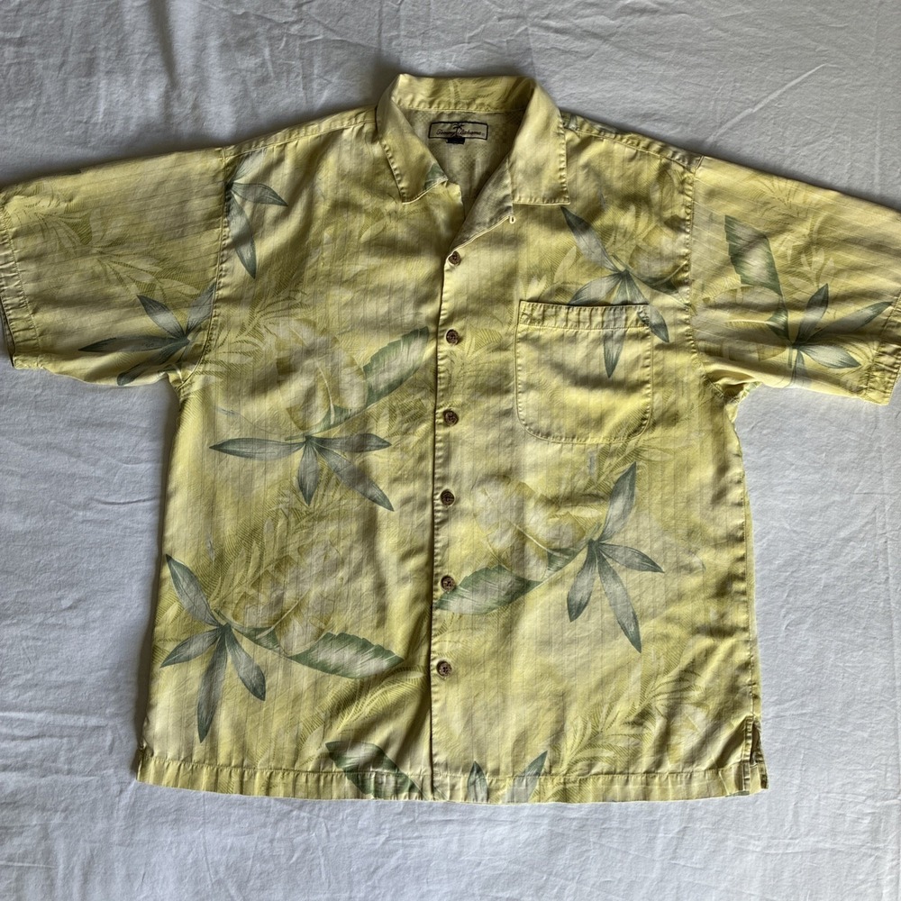 Tommy Bahama Men's Short Sleeve Hawaiian Shirt‎ 100% Silk Yellow Floral Medium